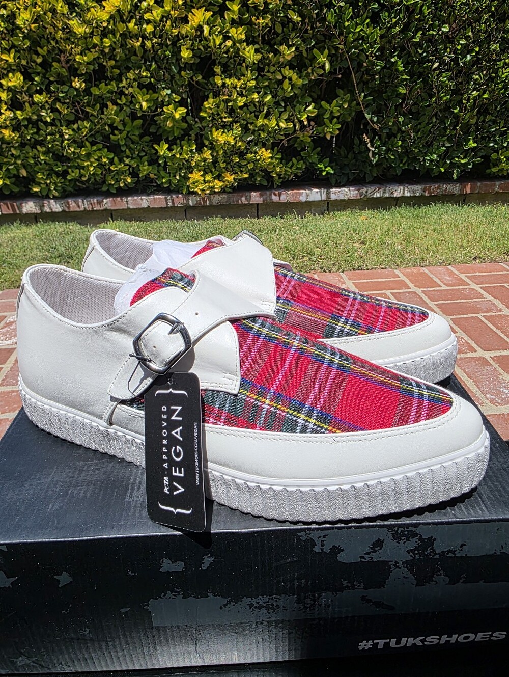 NWT T.U.K Vegan Men's White & Red Plaid Pointed Buckle Creepers Shoes